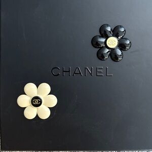 Meet your Posher, Pamela